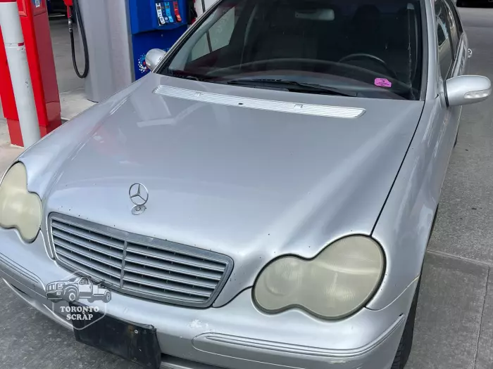 Image of scrap car Mercedes-Benz C-Class 2001