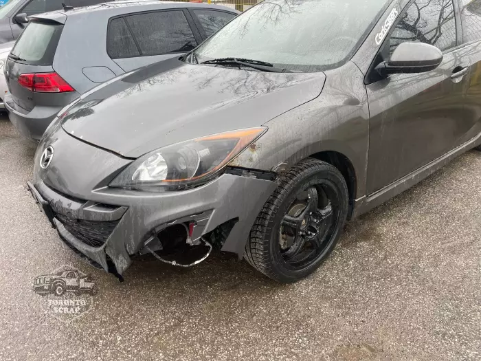 Image of scrap car Mazda 3 2010